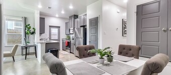 Newly Built Home: Close to Parks & Dining!