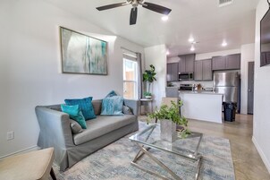 House (3 Bedrooms) | Front of property