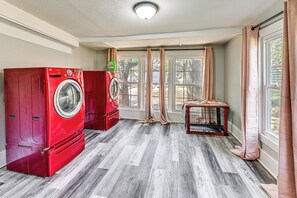 Interior - Near Campus & Casino: Family-friendly Durant Home! (Durant)
