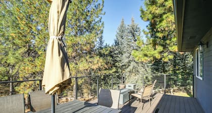 Lake-view Apt w/ Furnished Deck in Hayden!
