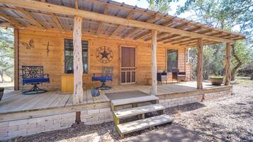 Apartment (0 Bedroom) | Interior