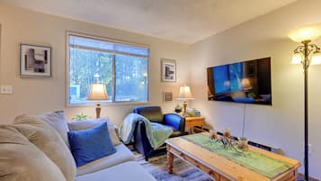 Apartment (2 Bedrooms) | Depan hartanah