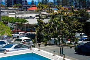 Unclassified image, 4 of 6, button - Luxico West Beach (Burleigh Heads)