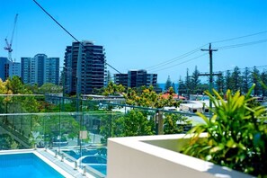 Unclassified image, 5 of 6, button - Luxico West Beach (Burleigh Heads)