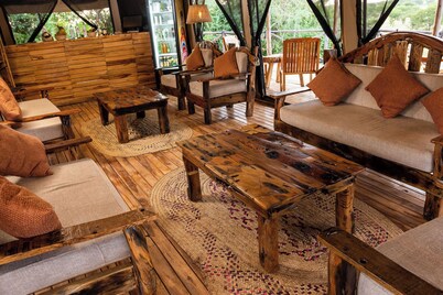 Seregenti Kifaru Tented Lodge