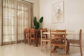 Dining - Natol Homestay - Sydney Batu Kawa Mjc New Townships (Kuching)