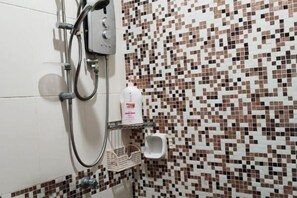 Bathroom - Natol Homestay - Sydney Batu Kawa Mjc New Townships (Kuching)