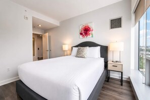 1 bedroom, desk, iron/ironing board, WiFi