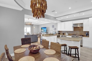 Interior - Escapes to the Shores Penthouse 1803 by Liquid Life (Orange Beach)