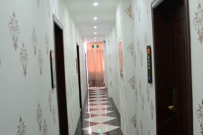Xiangyuan Hot Spring Hotel