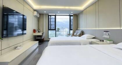 Xiangyuan Hot Spring Hotel