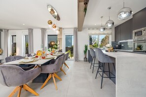 Dining - Villa Nina (Zaton)