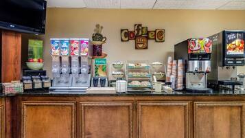 Café da manhã com buffet grátis todos os dias