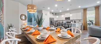 Luxurious 7 BR Home with Arcade Room in Windsor Cay - Blue Sky Villas