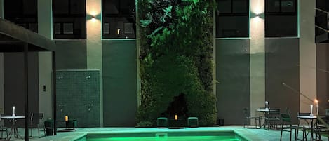 Seasonal outdoor pool