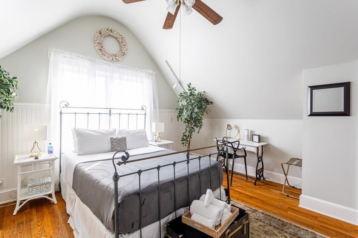 2 bedrooms, iron/ironing board, travel crib, WiFi