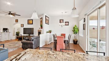 House, 3 Bedrooms | Interior