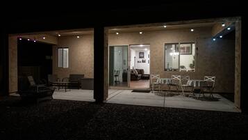 Nhà, 3 phòng ngủ | Hiên