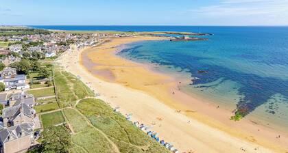 Coulter Cottage - Elie