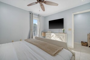 1 bedroom, iron/ironing board, free WiFi, bed sheets