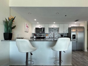 Fridge, microwave, oven, stovetop - Holiday Villas III 709-Holiday Special Rate-Paradise awaits! (Indian Shores)