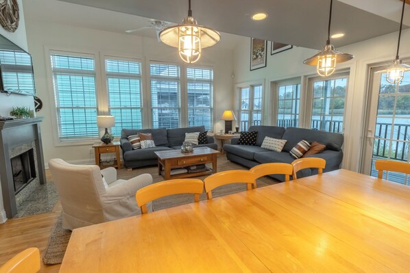 Smart TV, fireplace, table football