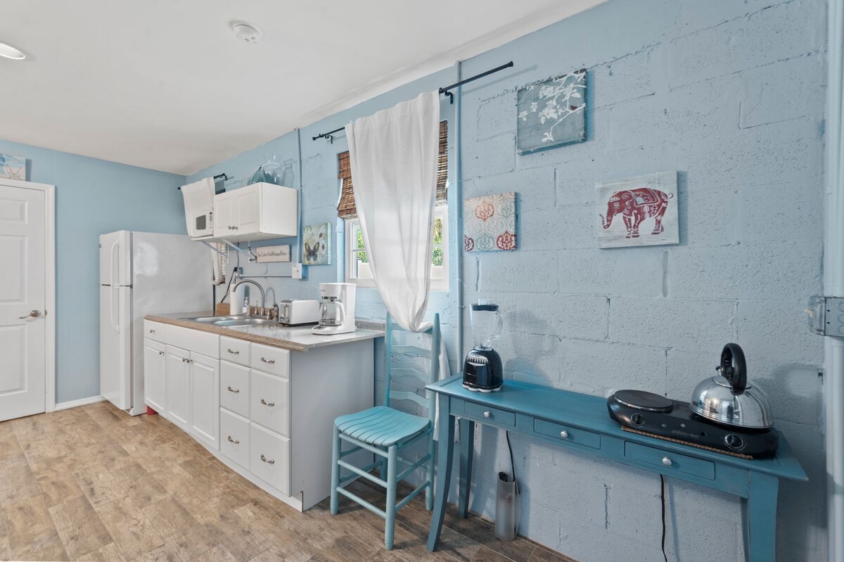Photo 10 of Charming Beach Bungalow