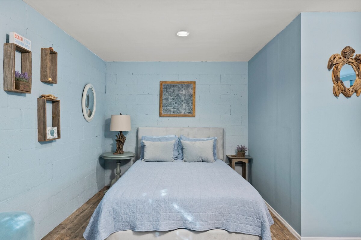 Photo 8 of Charming Beach Bungalow