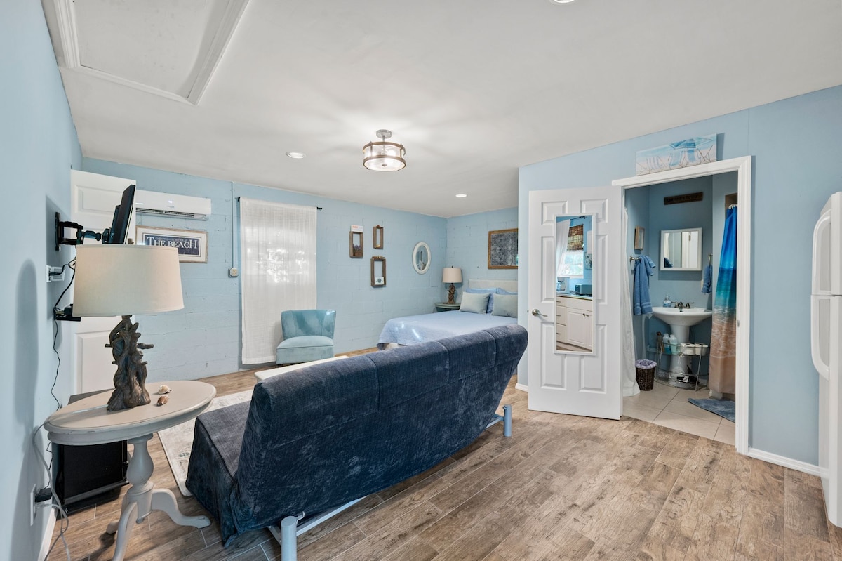 Photo 4 of Charming Beach Bungalow