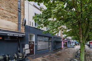 Exterior - Period Flat in Islington With Modern Charm (London)