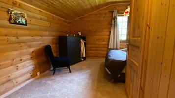 5 Schlafzimmer, Bügeleisen/Bügelbrett, WLAN, Bettwäsche