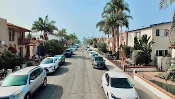 Third-party on-site parking
