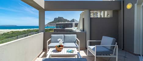 Apartment, Smoking | 3 bedrooms, Internet
