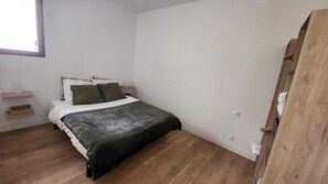 3 bedrooms, travel cot, WiFi, bed sheets - Charming T3 in the heart of Orthez (Orthez)