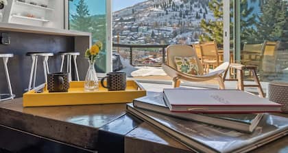 Mainstreet Masterpiece | Stunning Views!