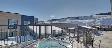 Bañera de hidromasaje exterior