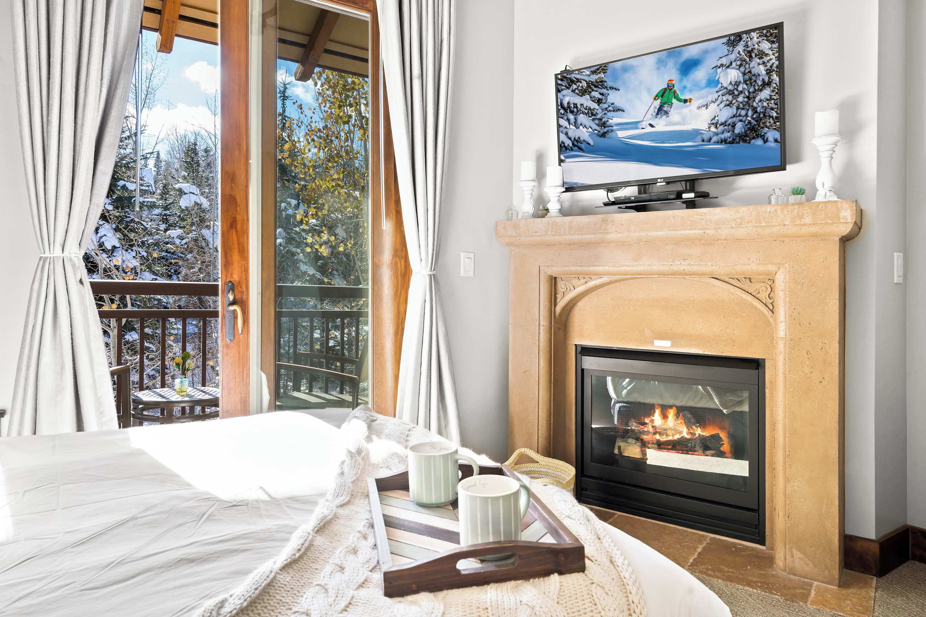 3 bedrooms, iron/ironing board, travel crib, WiFi