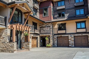 Exterior - Phoenix 221 – Stylish Comfort Across from Steamboat Resort! (Steamboat Springs)