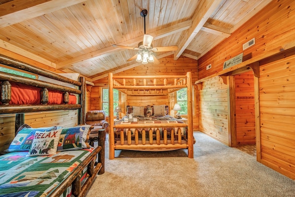 3 bedrooms, iron/ironing board, travel cot, WiFi