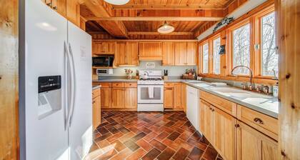 Gated Golf & Lake community - North GA Mountains!