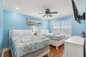 5 Schlafzimmer, Bügeleisen/Bügelbrett, kostenloses WLAN, Bettwäsche