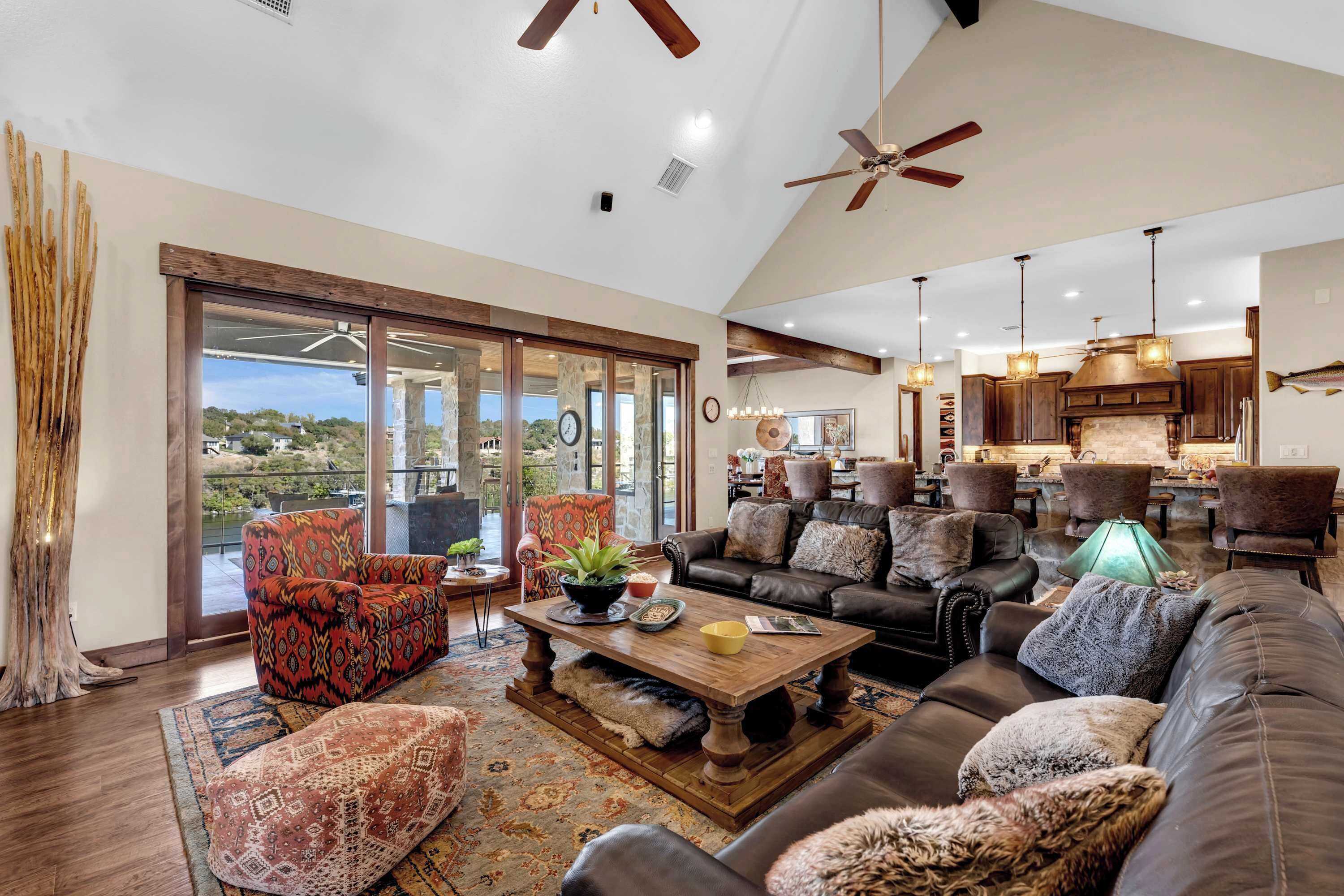 Lake Marble Falls On The Rocks | Concierge Service - Horseshoe Bay, TX