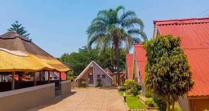 Sunset Junction Lodge & Tours