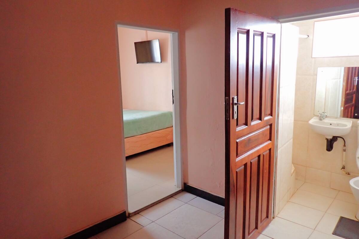 1 bedroom, laptop workspace, free WiFi