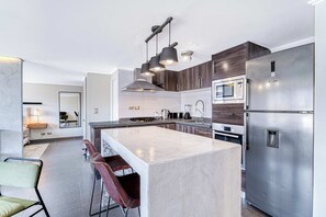 Mikrowelle, Herdplatte, Toaster