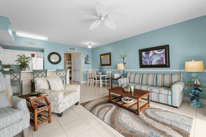 Smart TV, DVD player