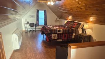 2 Schlafzimmer, Schreibtisch, Bügeleisen/Bügelbrett, kostenloses WLAN