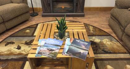 Prime Snowmobile-Friendly Villa in Northern Maine Winter Trails & Comfort