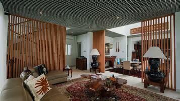 Grand Villa | Living room | LED TV