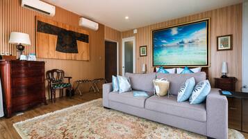 Grand Villa | 1 bedroom, free WiFi, bed sheets